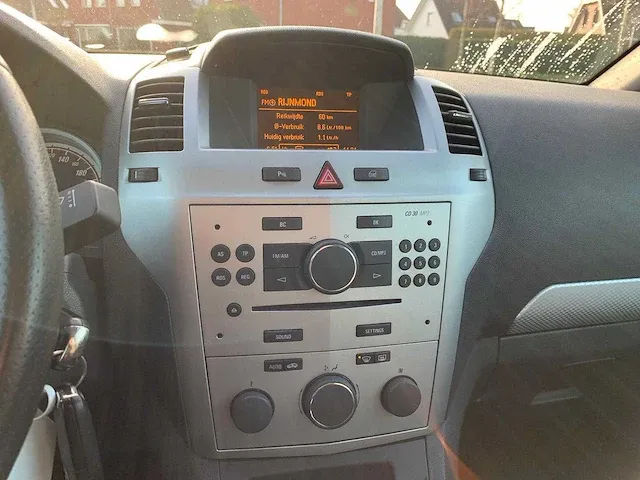 Opel zafira 1.8 111 years edition, 9-spg-44 - afbeelding 10 van  22