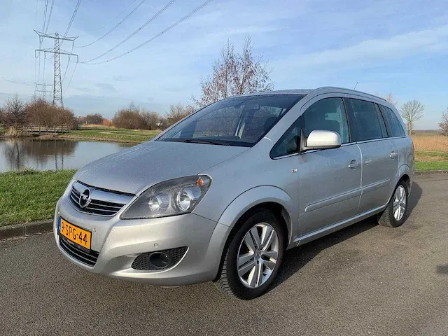Opel zafira 1.8 111 years edition, 9-spg-44 - afbeelding 1 van  22