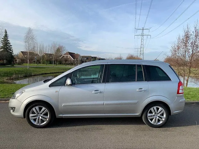 Opel zafira 1.8 111 years edition, 9-spg-44 - afbeelding 20 van  22