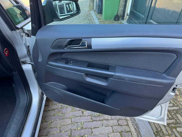 Opel zafira 1.8 business 7 persoons 00-lpp-1 - afbeelding 2 van  17