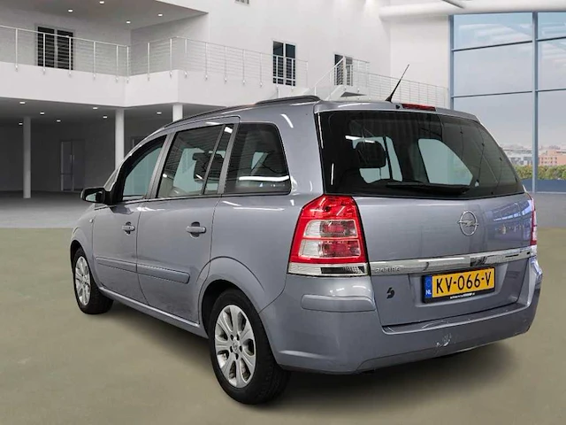 Opel zafira 1.8 cosmo 7 persoons 2009 | kv-066-v - afbeelding 16 van  21