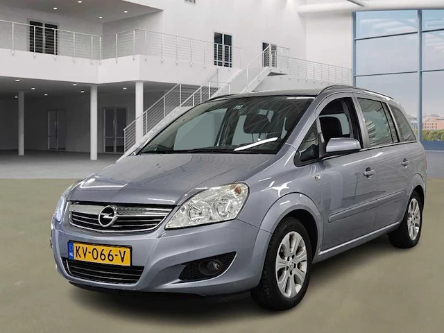 Opel zafira 1.8 cosmo 7 persoons 2009 | kv-066-v - afbeelding 1 van  21