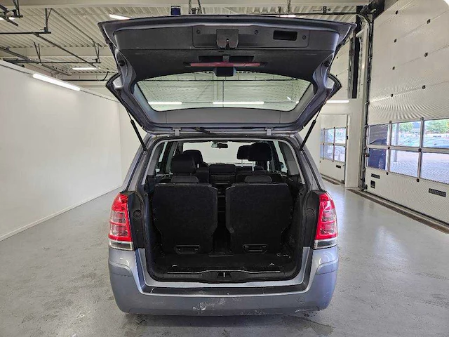 Opel zafira 1.8 cosmo 7 persoons 2009 | kv-066-v - afbeelding 13 van  21