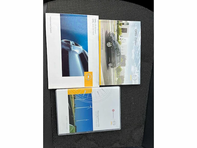 Opel zafira 1.8 cosmo 7-zitter, 98-jvh-4 - afbeelding 9 van  18