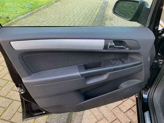 Opel zafira 1.8 enjoy sport 7 persoons automaat, rg-225-f - afbeelding 8 van  25
