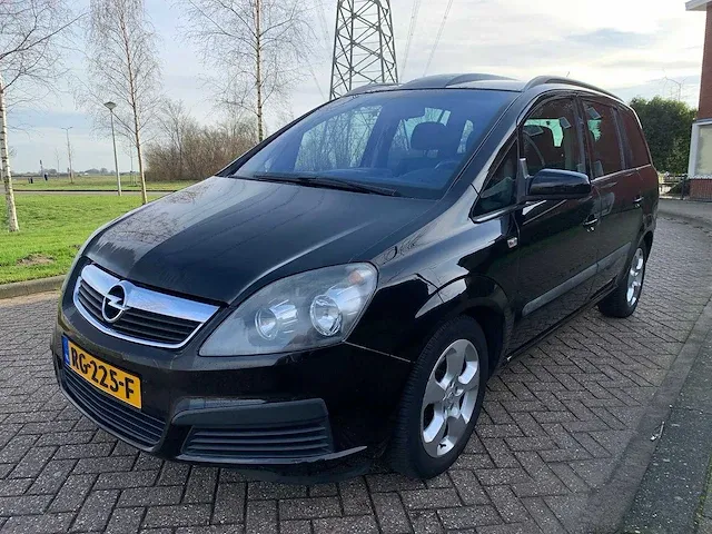 Opel zafira 1.8 enjoy sport 7 persoons automaat, rg-225-f - afbeelding 1 van  25
