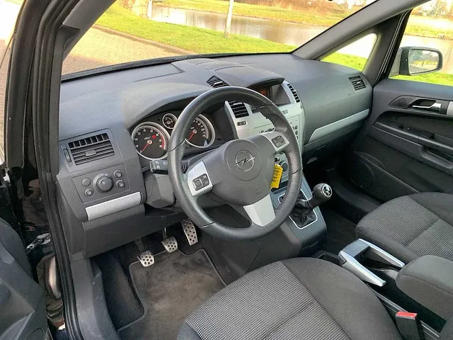 Opel zafira 1.8 enjoy sport 7 persoons automaat, rg-225-f - afbeelding 24 van  25