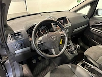 Opel zafira 1.8 executive - afbeelding 2 van  23