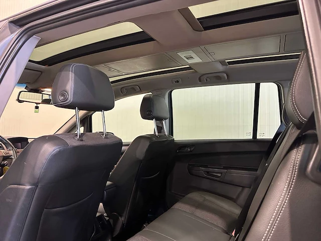 Opel zafira 1.8 executive - afbeelding 3 van  23