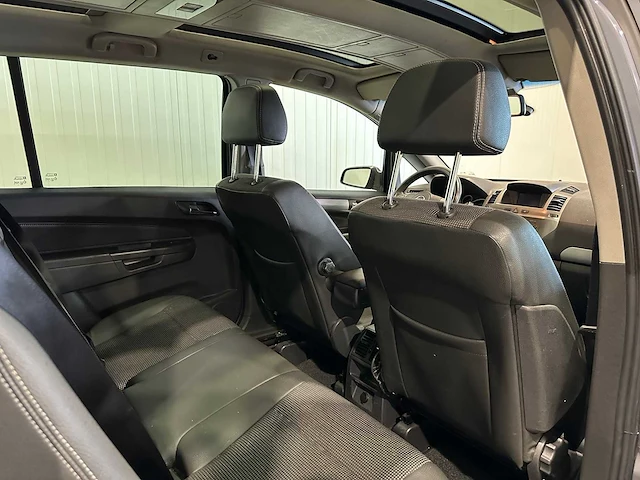 Opel zafira 1.8 executive - afbeelding 6 van  23