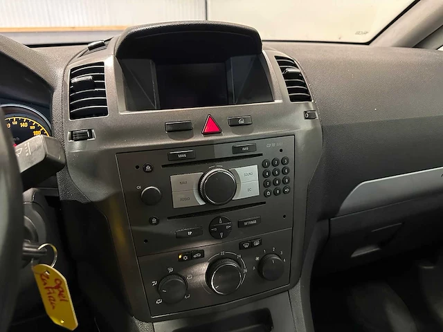 Opel zafira 1.8 executive - afbeelding 10 van  23