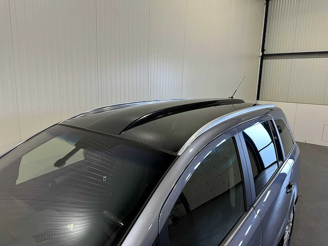 Opel zafira 1.8 executive - afbeelding 15 van  23
