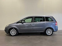 Opel zafira 1.8 executive - afbeelding 12 van  23