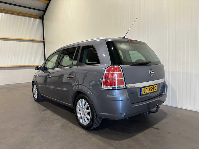 Opel zafira 1.8 executive - afbeelding 17 van  23