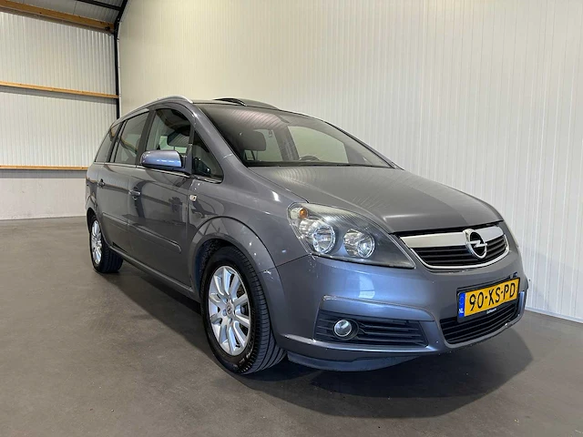 Opel zafira 1.8 executive - afbeelding 21 van  23