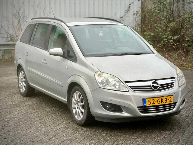 Opel zafira 1.8 temptation, 52-gkb-2 - afbeelding 7 van  13