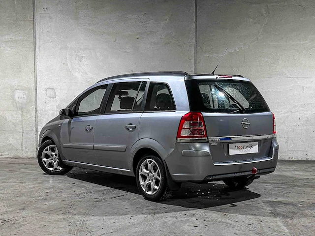 Opel zafira 1.9 cdti enjoy 7-persoons 120pk 2005, p-660-px - afbeelding 2 van  39