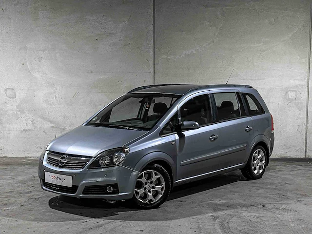 Opel zafira 1.9 cdti enjoy 7-persoons 120pk 2005, p-660-px - afbeelding 12 van  39