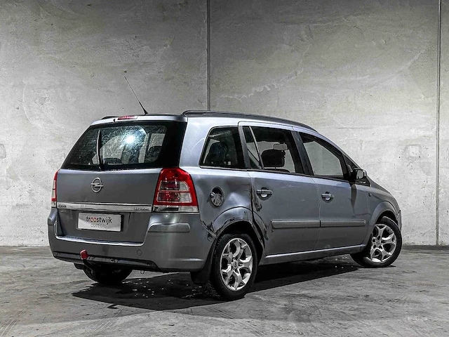 Opel zafira 1.9 cdti enjoy 7-persoons 120pk 2005, p-660-px - afbeelding 37 van  39