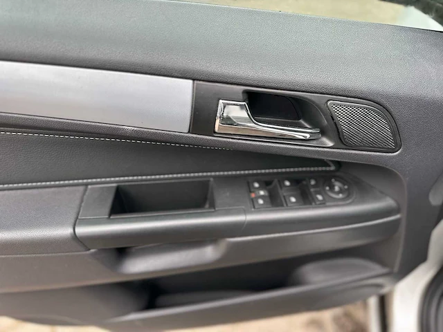 Opel zafira 2.2 cosmo, 06-tn-bh - afbeelding 8 van  19