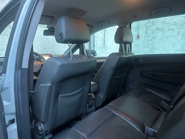Opel zafira 2.2 cosmo 150pk 2009 (origineel-nl), 71-kbl-3 - afbeelding 26 van  37