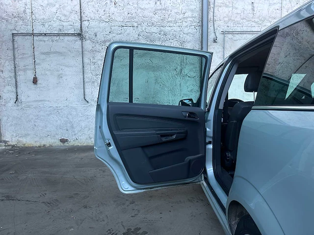 Opel zafira 2.2 cosmo 150pk 2009 (origineel-nl), 71-kbl-3 - afbeelding 30 van  37