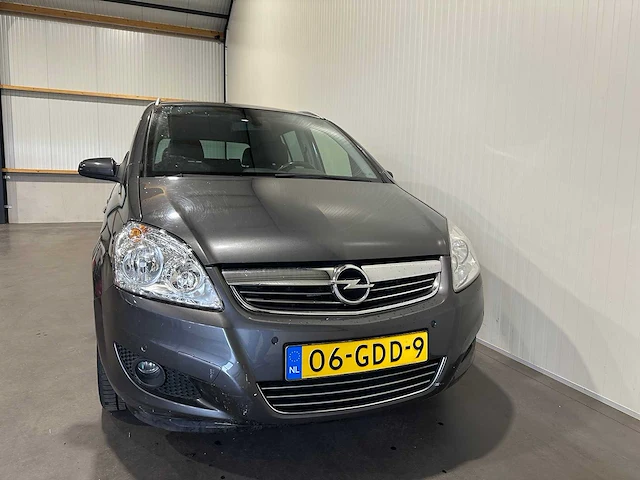 Opel zafira 2.2 cosmo automaat 06-gdd-9 - afbeelding 8 van  24