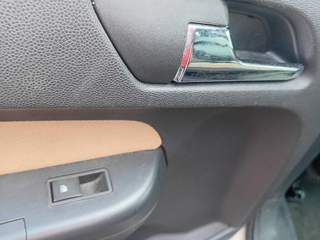 Opel zafira 2.2 cosmo automaat airco navi 7pers, 06-gkg-1 - afbeelding 8 van  23