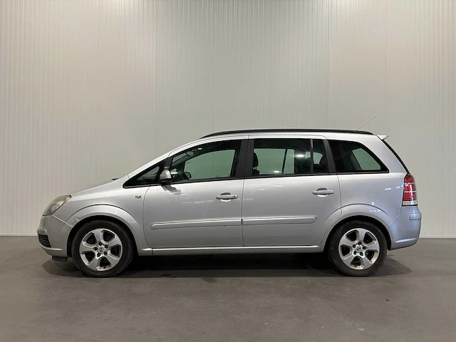 Opel zafira 2.2 enjoy 7 persoons 79-rv-kj - afbeelding 11 van  18