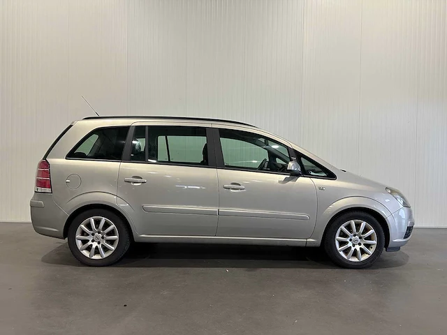 Opel zafira 2.2 temptation 43-tt-vp - afbeelding 19 van  22