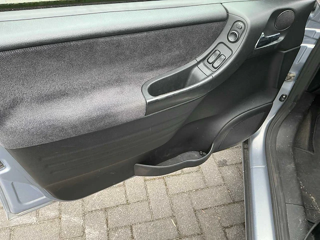Opel zafira personenauto (03-gf-hg) - afbeelding 18 van  47