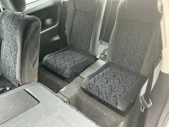 Opel zafira personenauto (03-gf-hg) - afbeelding 24 van  47