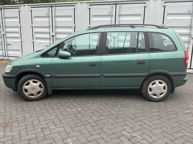 Opel zafira personenauto(15-fv-sx) - afbeelding 1 van  42