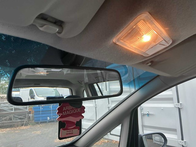 Opel zafira personenauto(15-fv-sx) - afbeelding 26 van  42