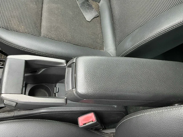 Opel zafira personenauto(84-xz-dv) - afbeelding 26 van  51