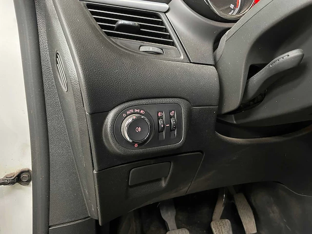 Opel zafira tourer 1.4 edition 140pk 2012, 95-tkg-6 - afbeelding 13 van  40