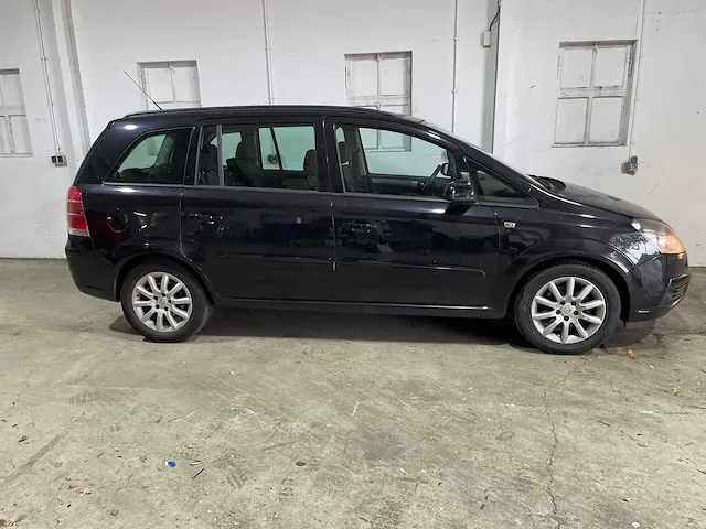 Opel zafira,1.8 temptation, 01-glx-5 - afbeelding 17 van  20