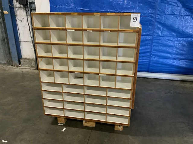 Open vakkenkast (4x) - afbeelding 1 van  2