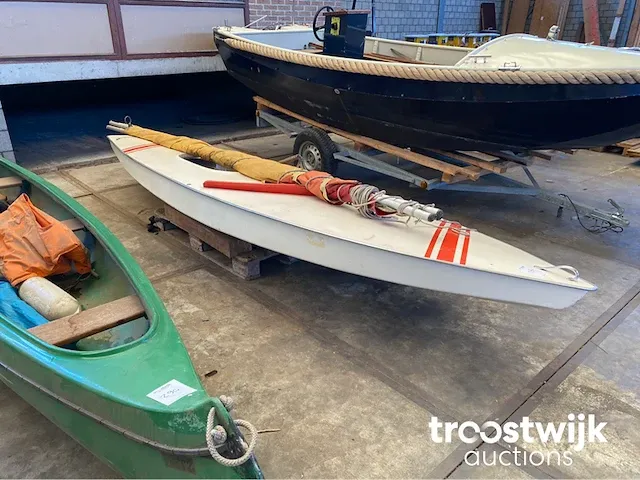 Open zeilboot - afbeelding 3 van  7