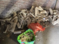 Openhaardhout. gedroogd. inclusief aanmaakblokjes - afbeelding 2 van  2