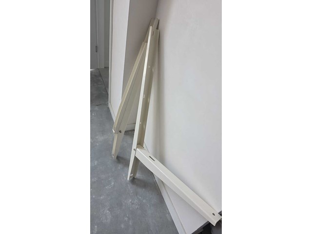 Ophang beugel voor warmtepomp - airco buitenunit neo, hd 60, wit, 2025 - afbeelding 1 van  2