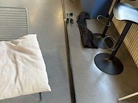 Ophangstang voor achtergronddoek. lengte ca. 6,5 meter - afbeelding 2 van  2