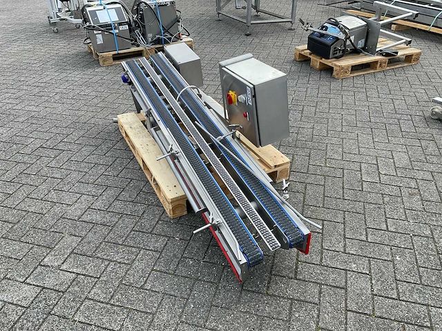 Opklap transportband - afbeelding 1 van  8