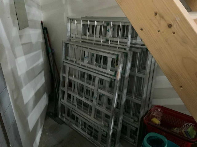 Opklapbare aluminium markttafels (30x) - afbeelding 4 van  8