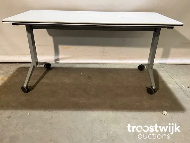 Opklapbare bijzettafel - afbeelding 3 van  4