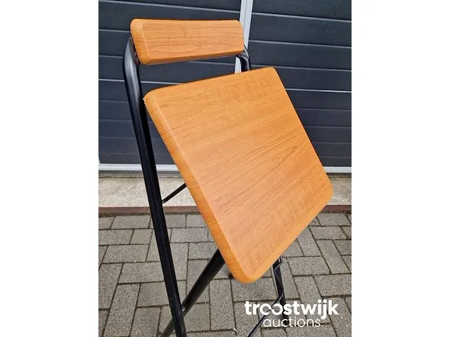 Opklapbare kruk - afbeelding 5 van  8