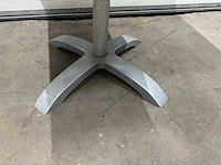 Opklapbare restauranttafel (11x) - afbeelding 4 van  8