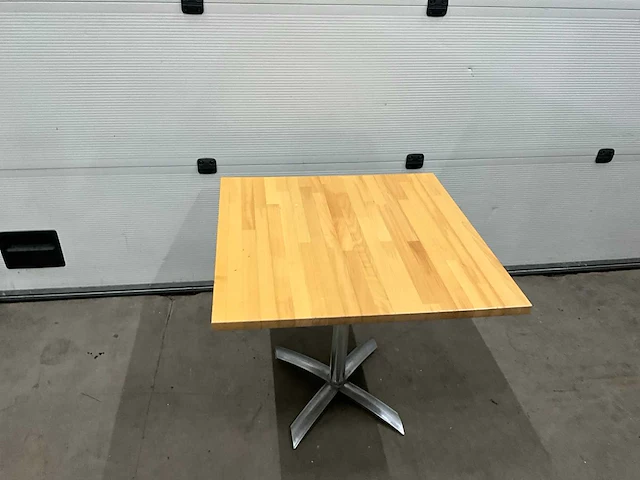 Opklapbare restauranttafel (16x) - afbeelding 3 van  8