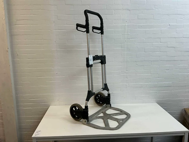 Opklapbare steekwagen - afbeelding 1 van  2