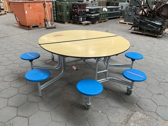 Opklapbare tafel - afbeelding 1 van  4